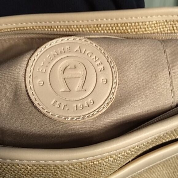 Etienne Aigner Beige & Cream Crossbody Bag With Adjustable Strap Woven Jute Logo - Picture 2 of 7